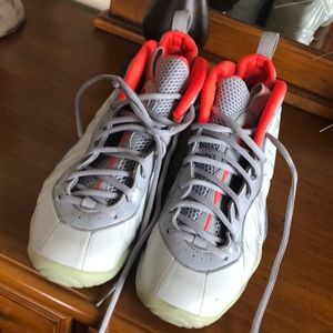 Platinum Yeezy Colorway Foamposite